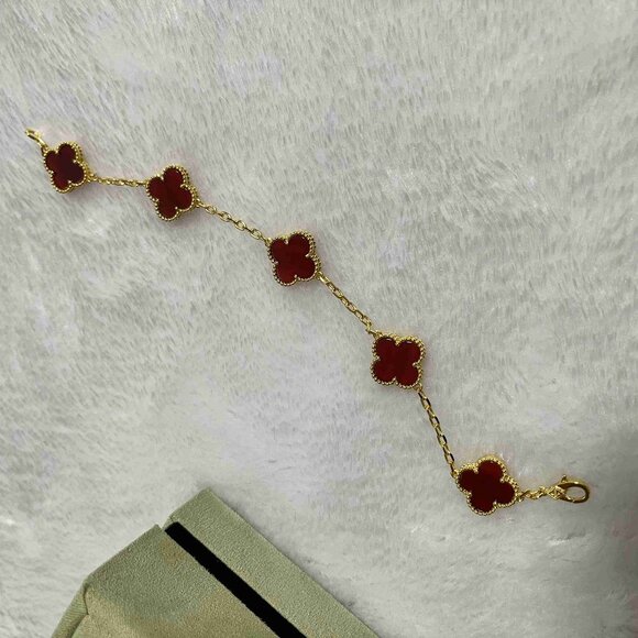 Stylish Gucci Bracelet for Men